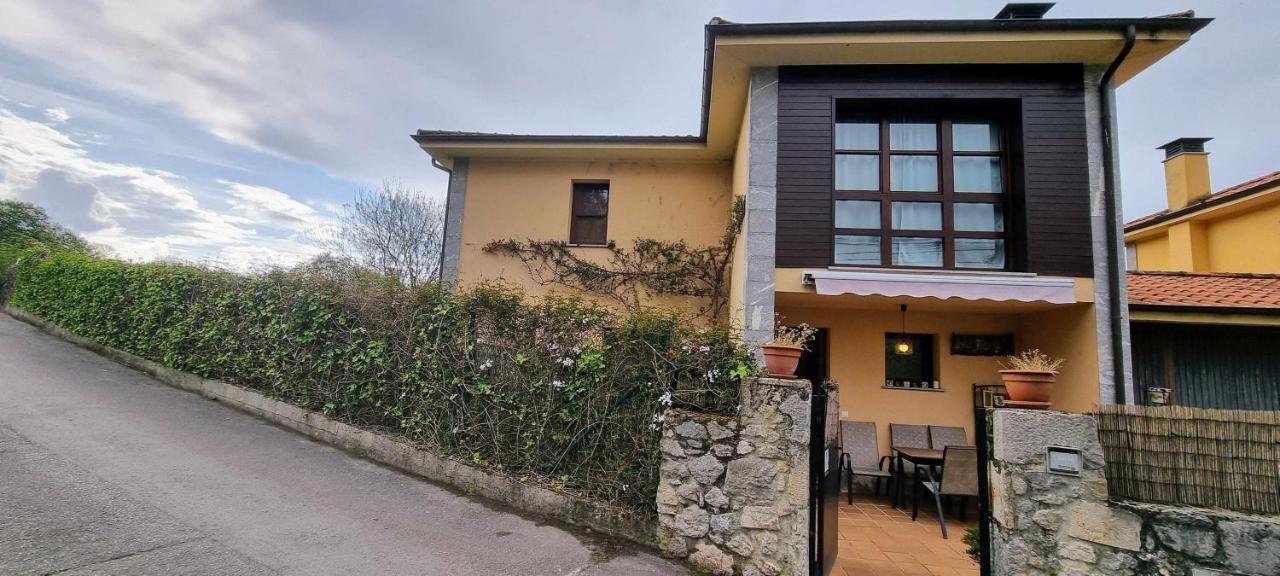 Vivienda Vacacional Villa Maruja Andrín Kültér fotó